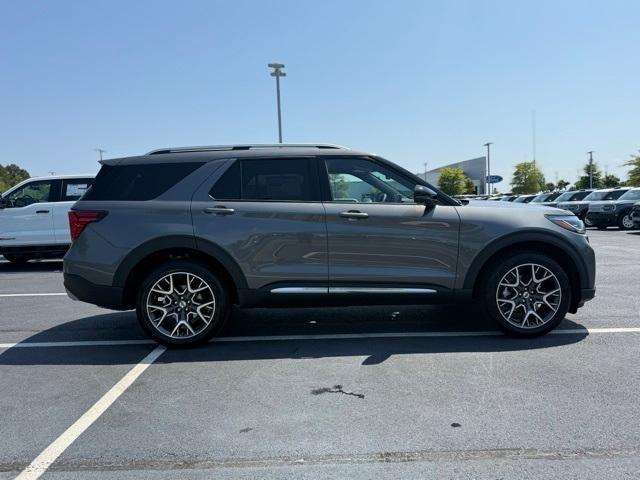 new 2025 Ford Explorer car
