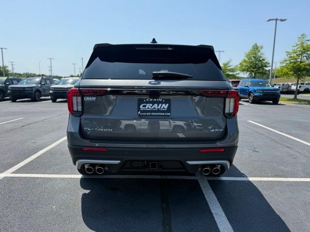 new 2025 Ford Explorer car