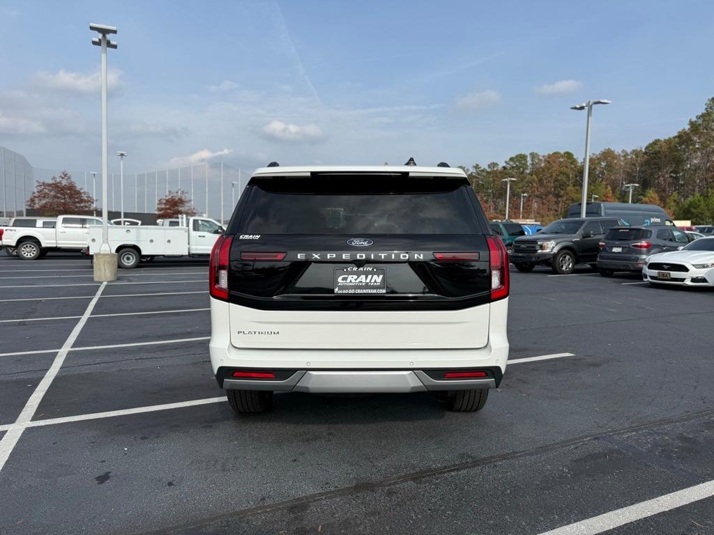new 2025 Ford Expedition car, priced at $83,990