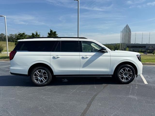 new 2025 Ford Expedition Max car, priced at $75,725