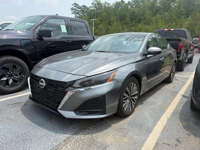 used 2023 Nissan Altima car, priced at $20,630