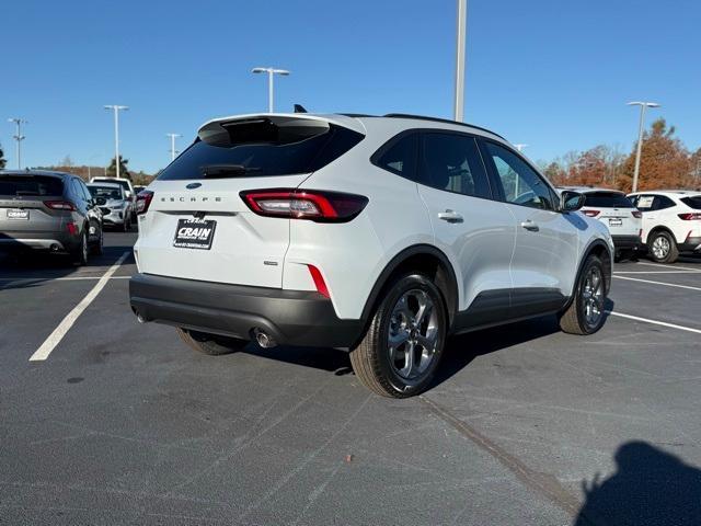 new 2025 Ford Escape car, priced at $33,239