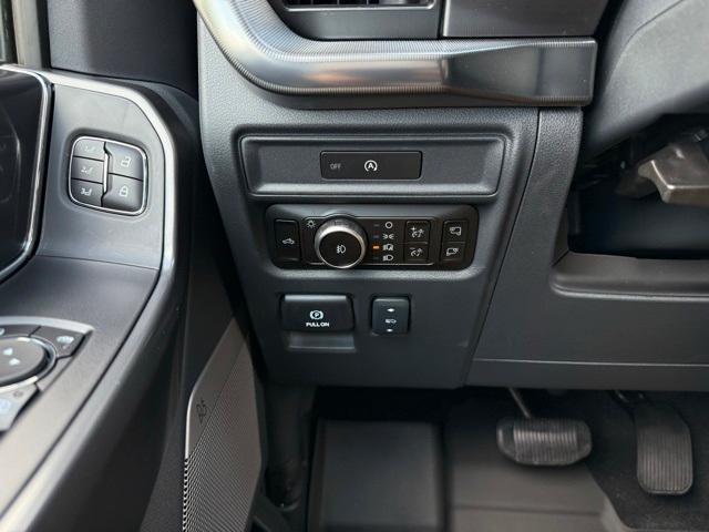 new 2025 Ford F-150 car, priced at $61,534