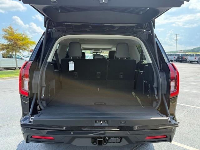 new 2025 Ford Expedition Max car, priced at $72,930