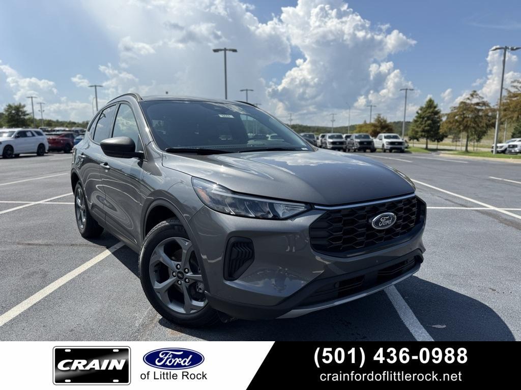 new 2025 Ford Escape car, priced at $28,990