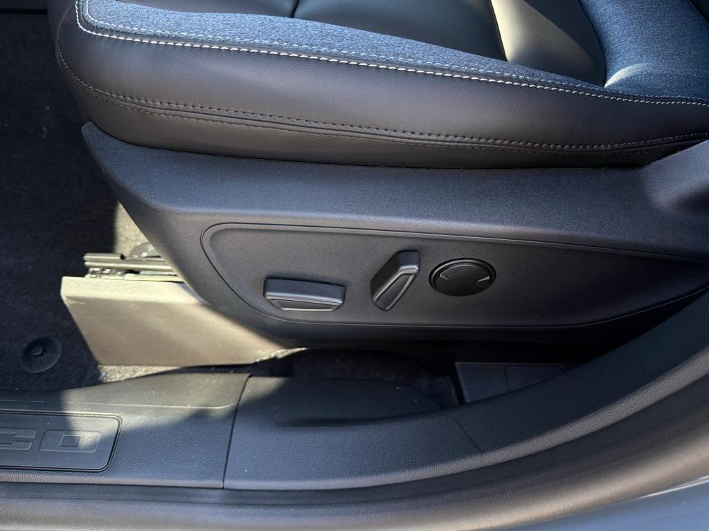 new 2025 Ford Bronco Sport car, priced at $37,990