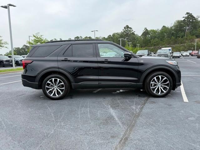 new 2025 Ford Explorer car, priced at $42,956