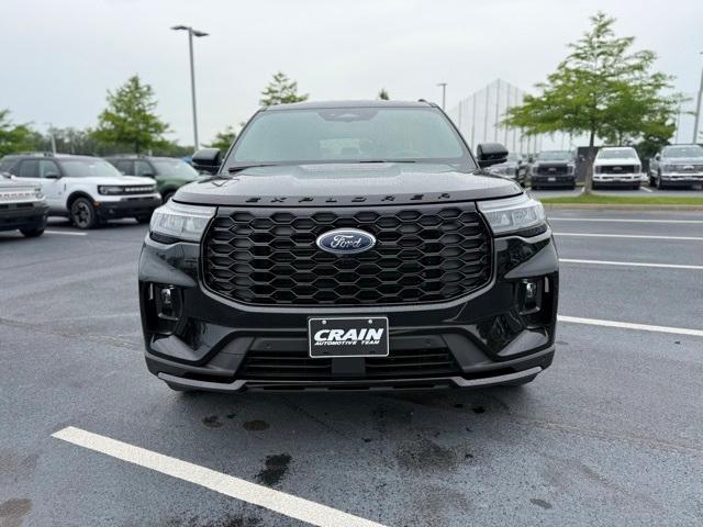 new 2025 Ford Explorer car, priced at $42,956
