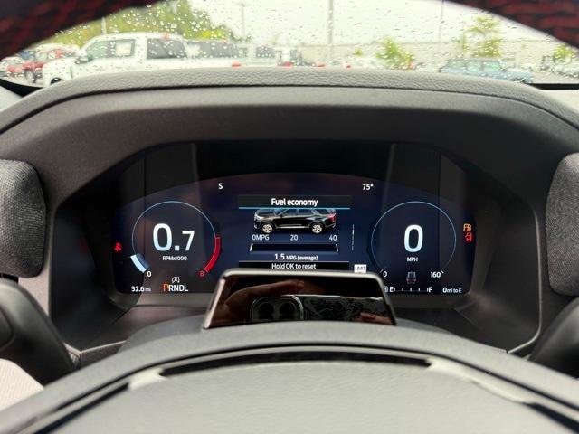 new 2025 Ford Explorer car, priced at $42,956