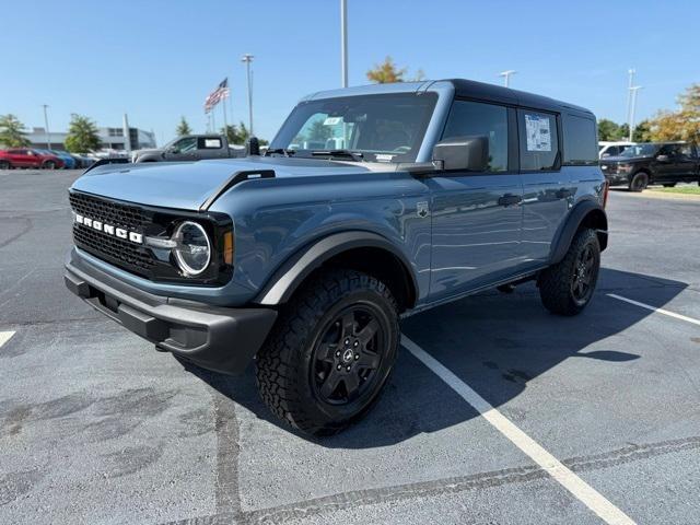 new 2025 Ford Bronco car, priced at $48,933