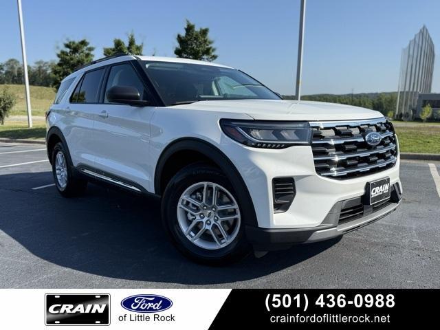 new 2025 Ford Explorer car, priced at $39,251