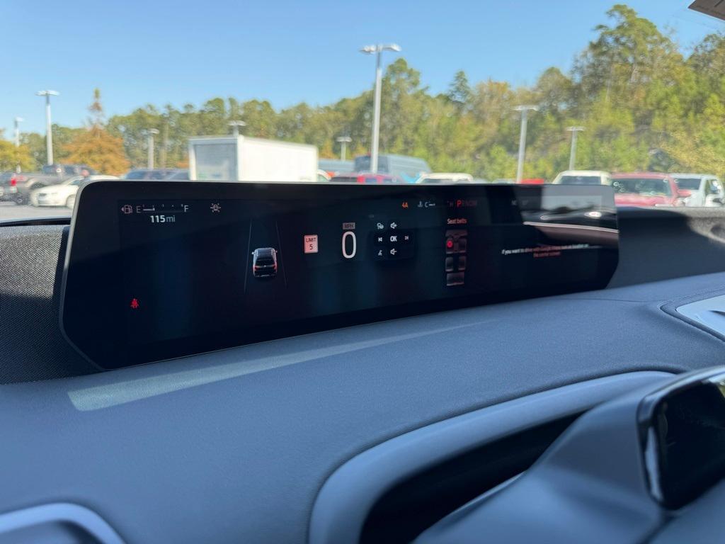 new 2025 Ford Expedition car, priced at $83,990