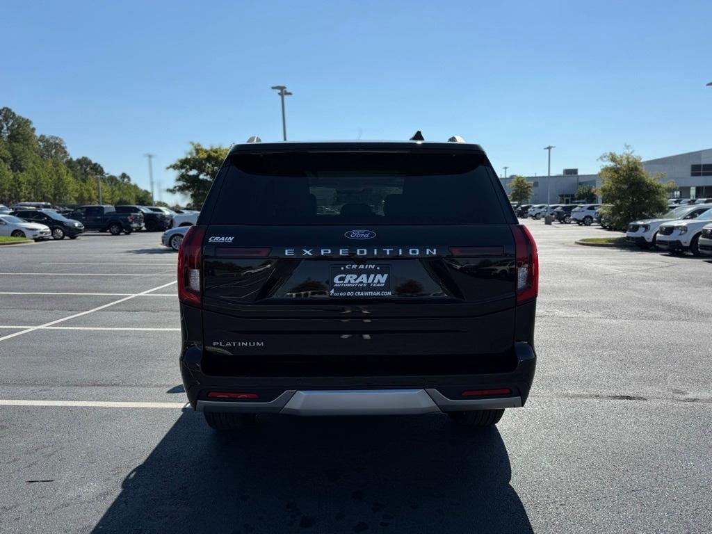 new 2025 Ford Expedition car, priced at $83,990