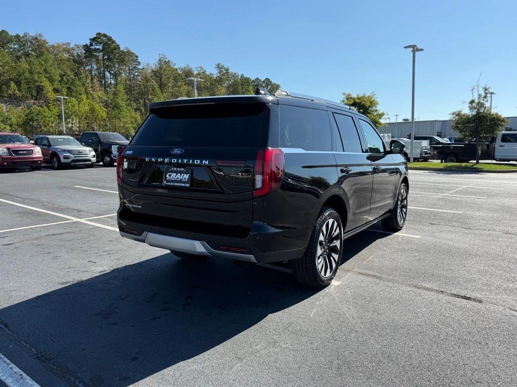 new 2025 Ford Expedition car, priced at $83,990