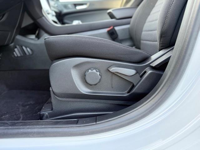 new 2024 Ford Edge car, priced at $34,399