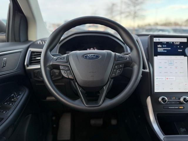 new 2024 Ford Edge car, priced at $34,399