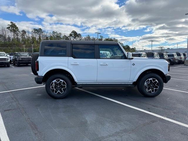 new 2024 Ford Bronco car, priced at $52,600