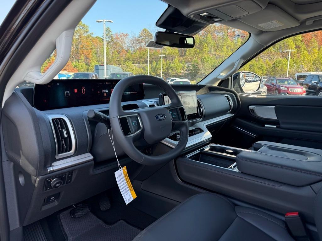 new 2025 Ford Expedition car, priced at $67,990