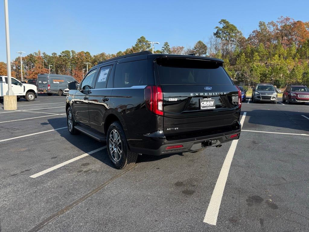 new 2025 Ford Expedition car, priced at $67,990