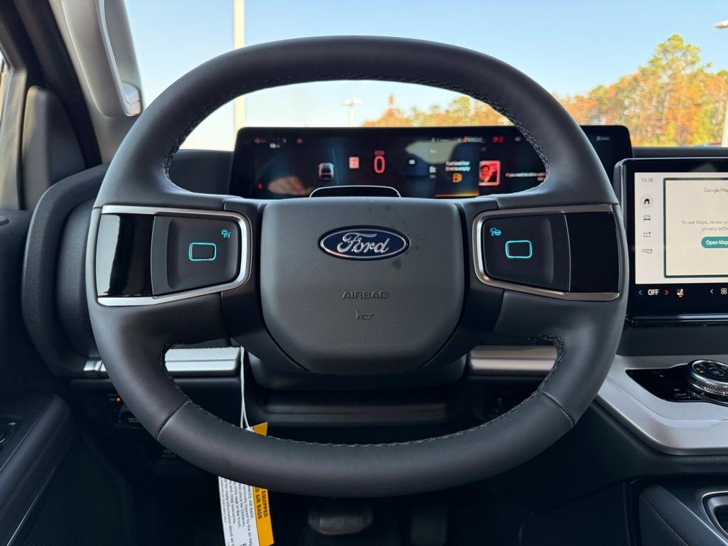 new 2025 Ford Expedition car, priced at $67,990