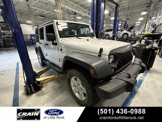 used 2015 Jeep Wrangler Unlimited car, priced at $20,524