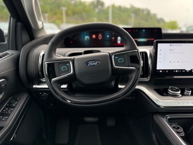 new 2025 Ford Expedition car, priced at $79,495
