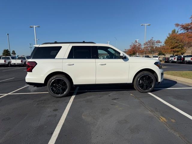 new 2024 Ford Expedition car, priced at $72,555