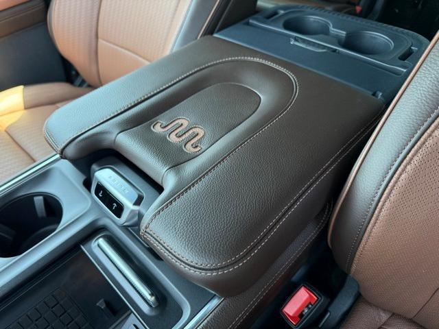 new 2025 Ford Expedition Max car, priced at $90,104