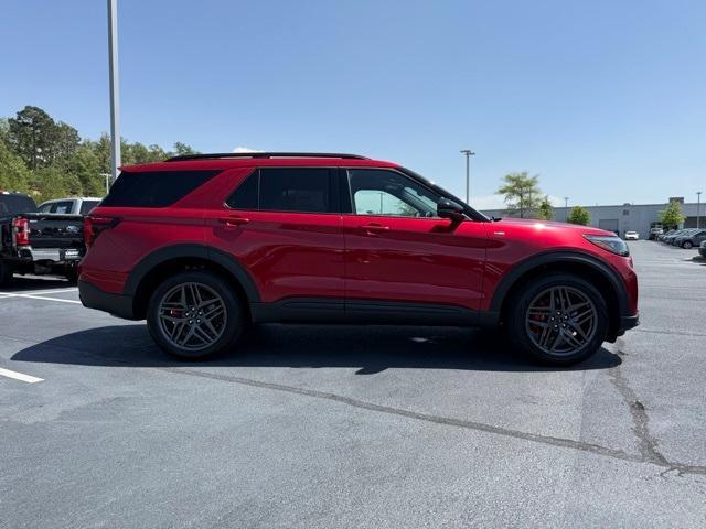 new 2025 Ford Explorer car, priced at $48,868
