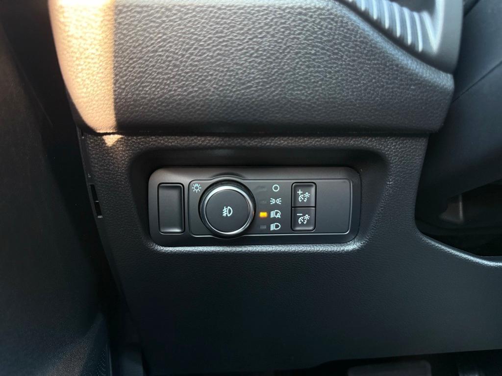 new 2025 Ford Ranger car, priced at $38,990