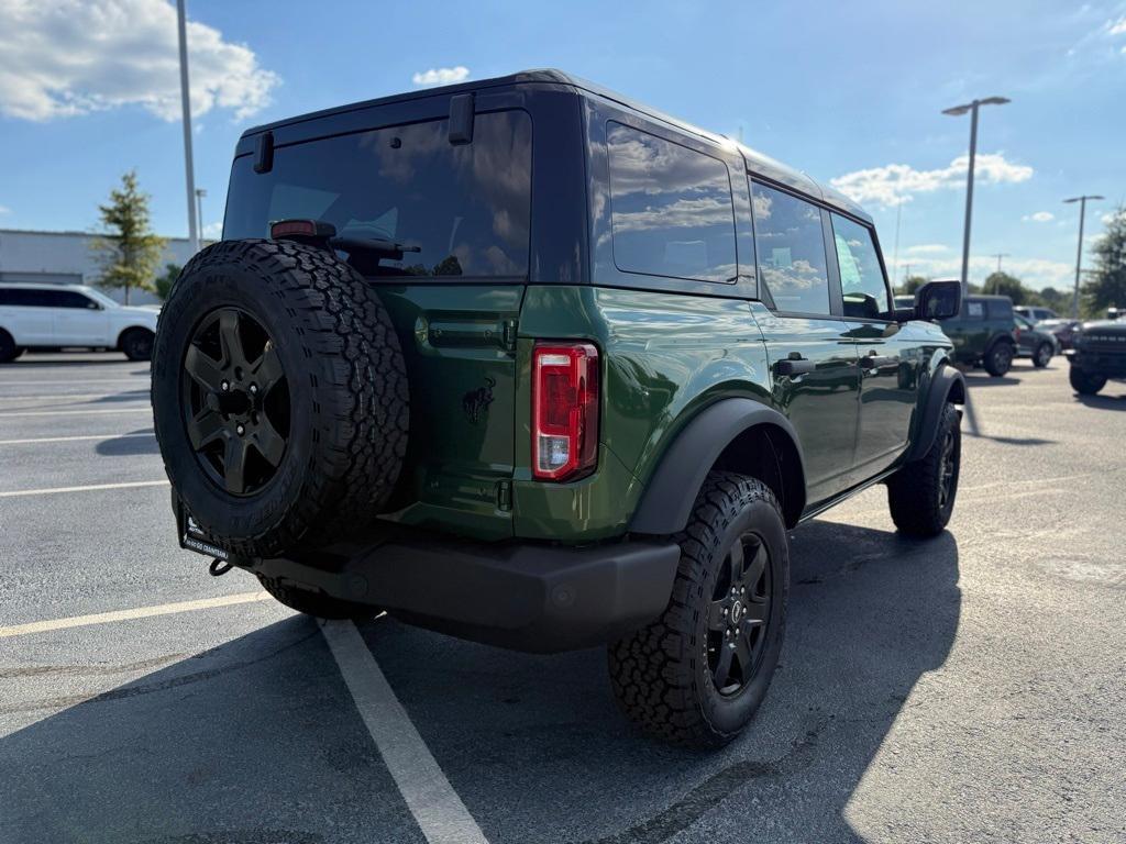 new 2025 Ford Bronco car, priced at $45,590