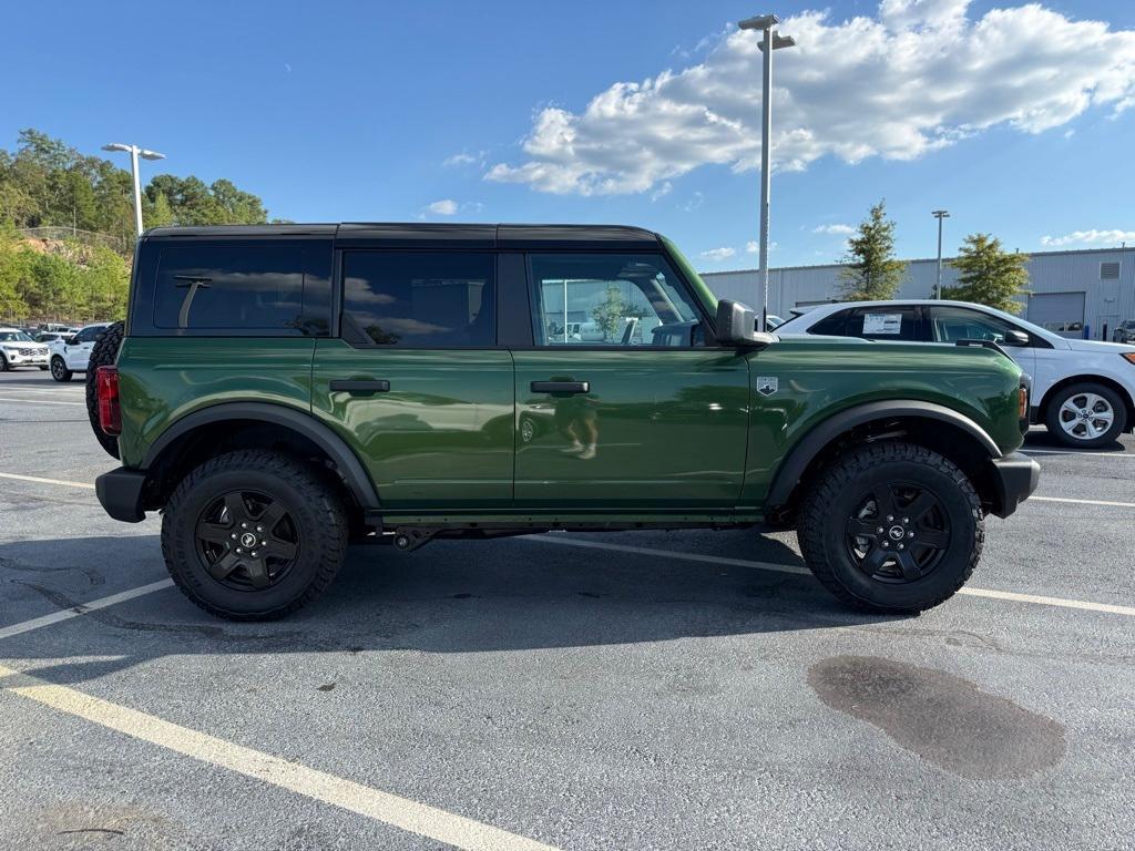 new 2025 Ford Bronco car, priced at $45,590