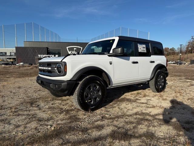 new 2024 Ford Bronco car, priced at $45,887