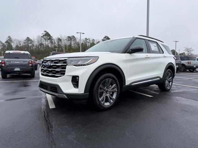 new 2025 Ford Explorer car, priced at $47,106