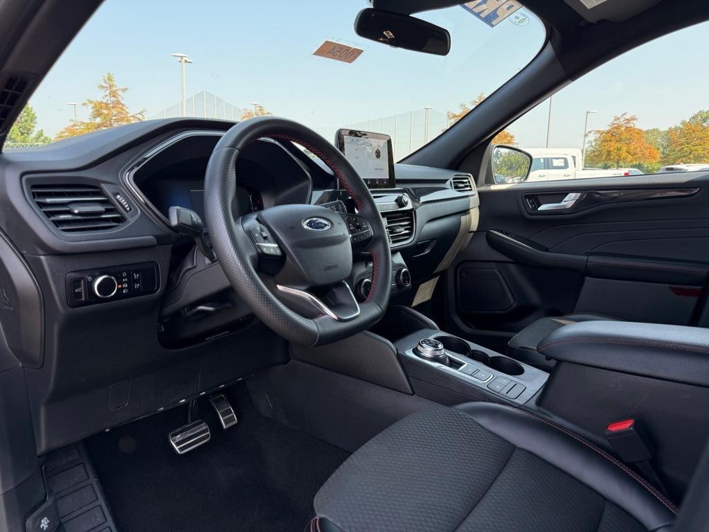 used 2023 Ford Escape car, priced at $19,997