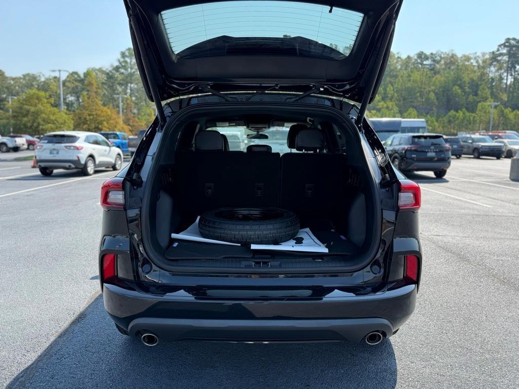 used 2023 Ford Escape car, priced at $19,997