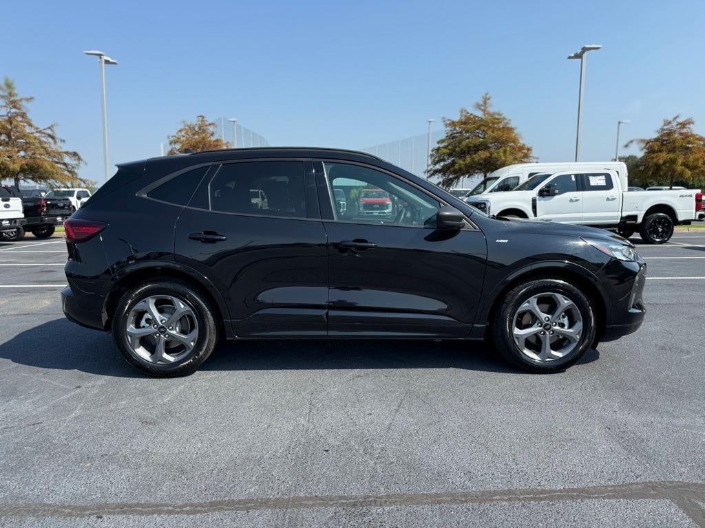 used 2023 Ford Escape car, priced at $19,997