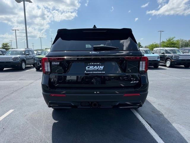 new 2025 Ford Explorer car