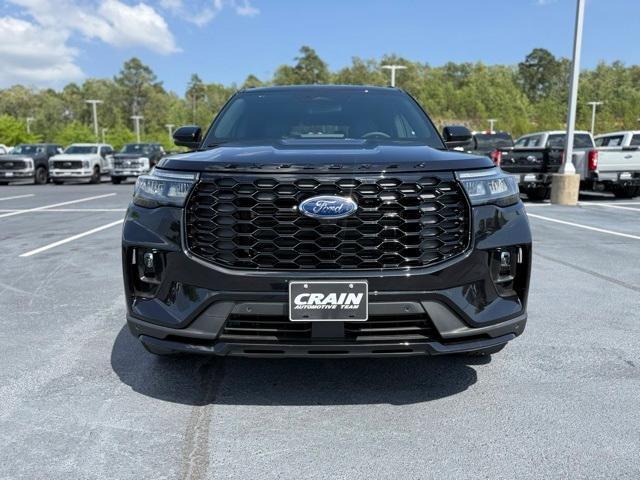 new 2025 Ford Explorer car