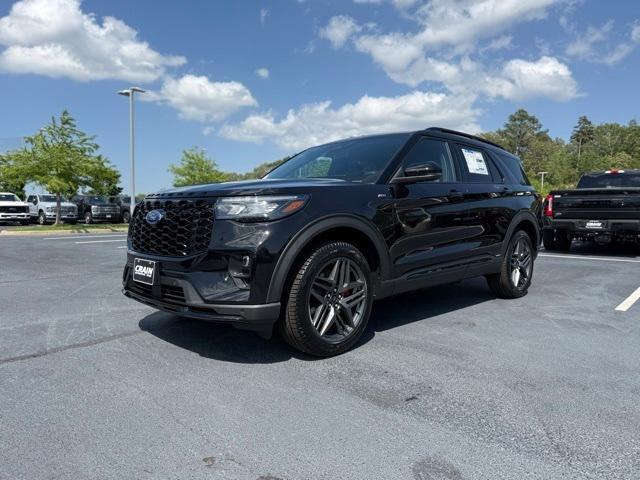 new 2025 Ford Explorer car