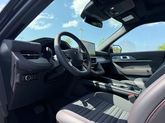 new 2025 Ford Explorer car