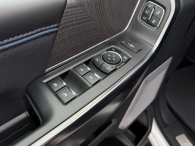 new 2025 Ford F-250 car, priced at $96,394