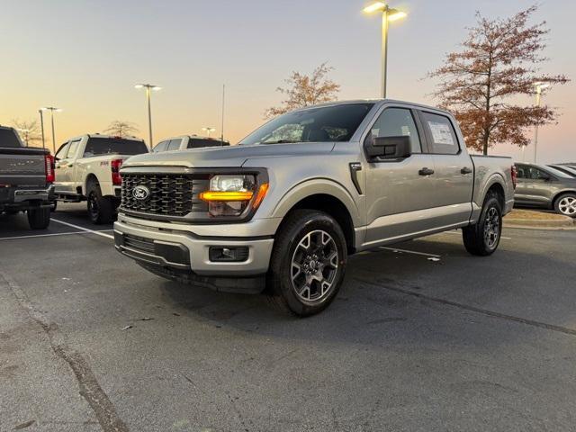 new 2024 Ford F-150 car, priced at $49,040