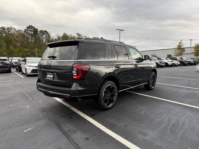 new 2024 Ford Expedition car, priced at $76,174