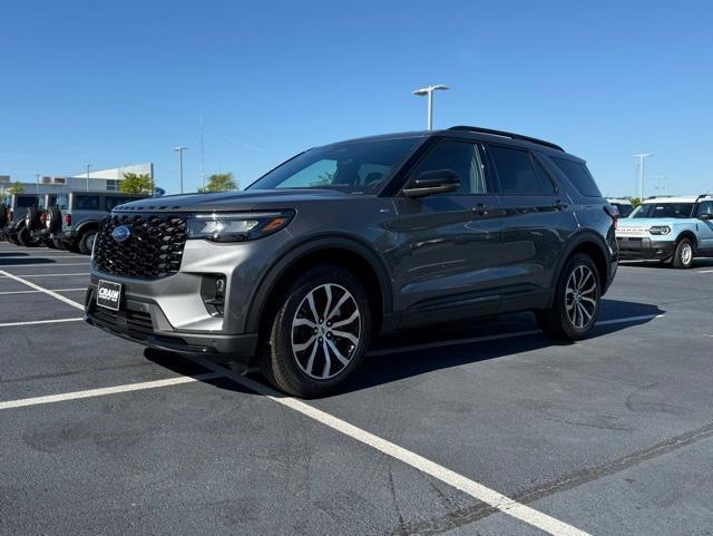 new 2025 Ford Explorer car, priced at $42,950
