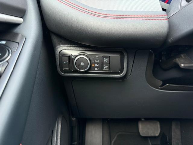 new 2025 Ford Explorer car