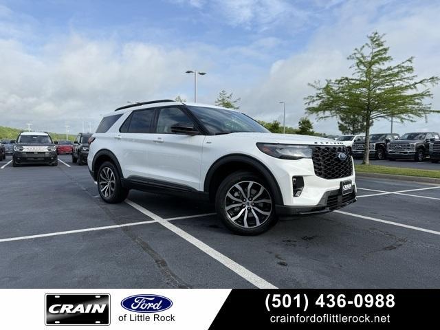 new 2025 Ford Explorer car