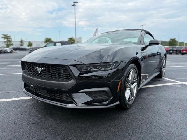 new 2025 Ford Mustang car, priced at $39,290