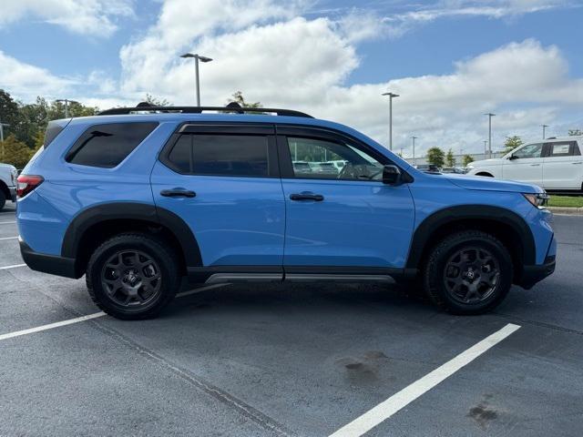 used 2023 Honda Pilot car, priced at $40,900