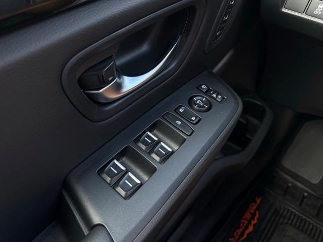 used 2023 Honda Pilot car, priced at $40,900